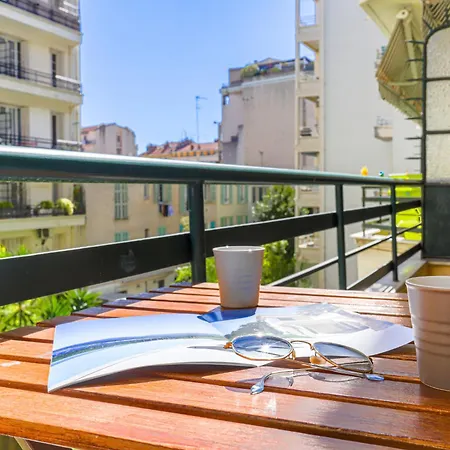 Le Victor Hugo By Interhome Apartman