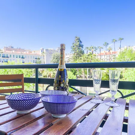 Apartamento Le Victor Hugo By Interhome